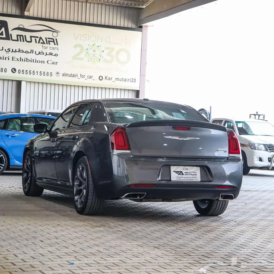 كرايزلر 300s 2020 16