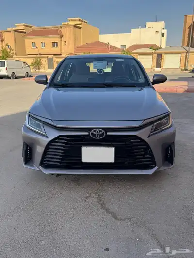 تويوتا يارس 2023 4