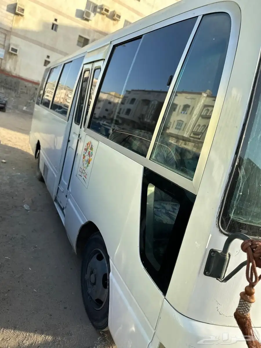 باص نيسان سلفيان 3