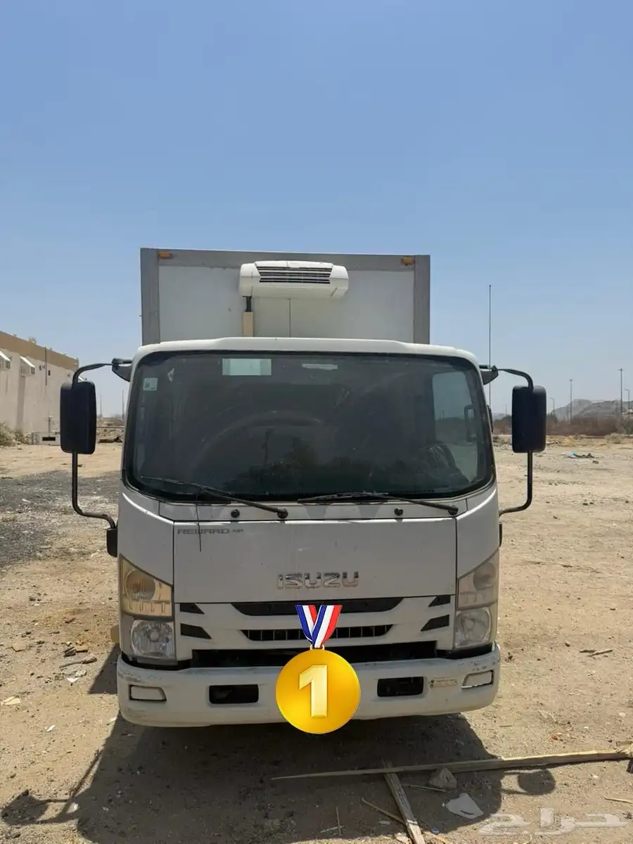 فرصة لاصحاب السوبر ماركت ومحلات الخضار 1