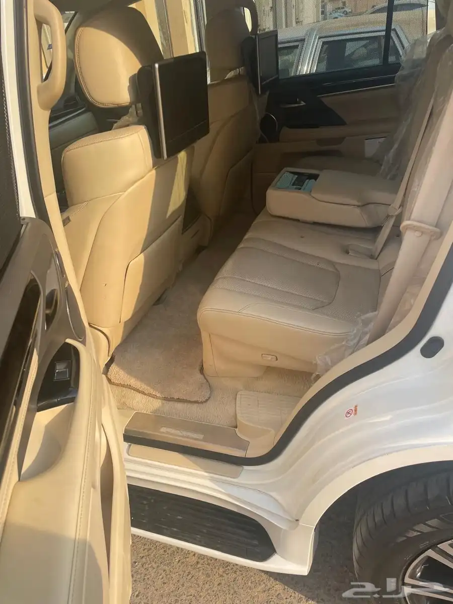 DD 2018 - LX570 13