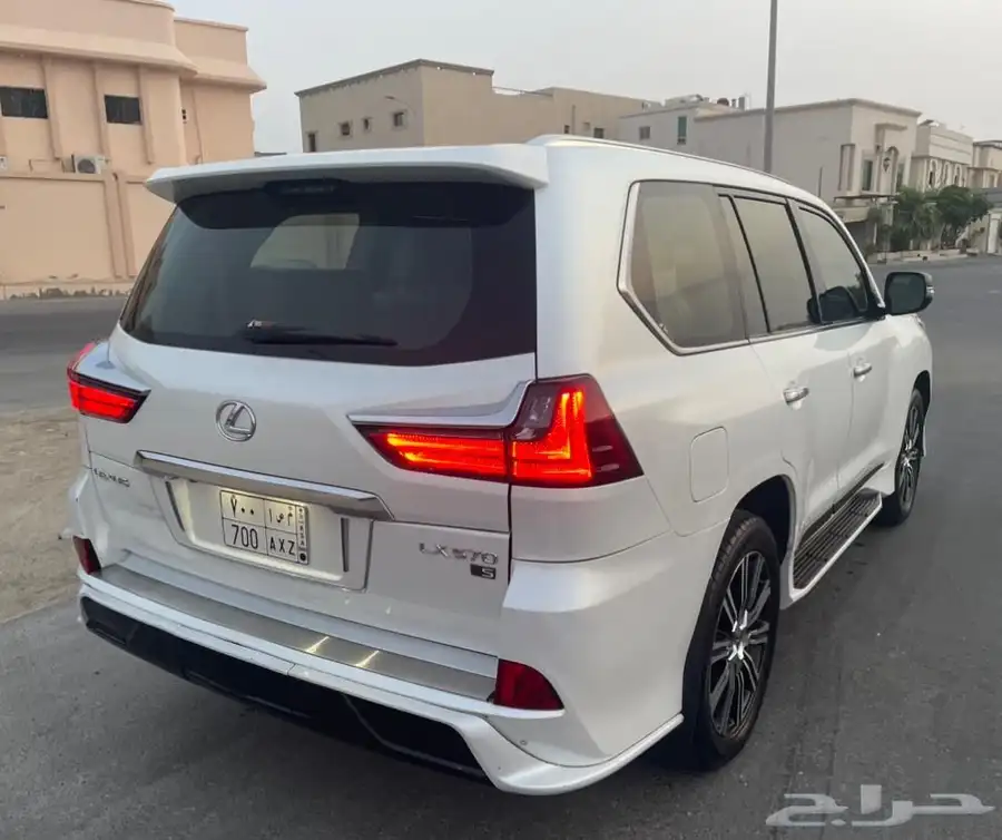 DD 2018 - LX570 3