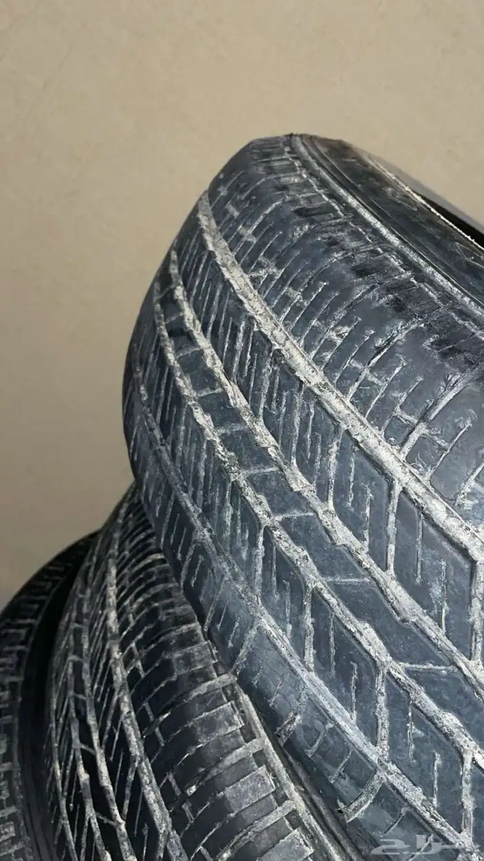كفرات خط وجنوط مرسدس 4