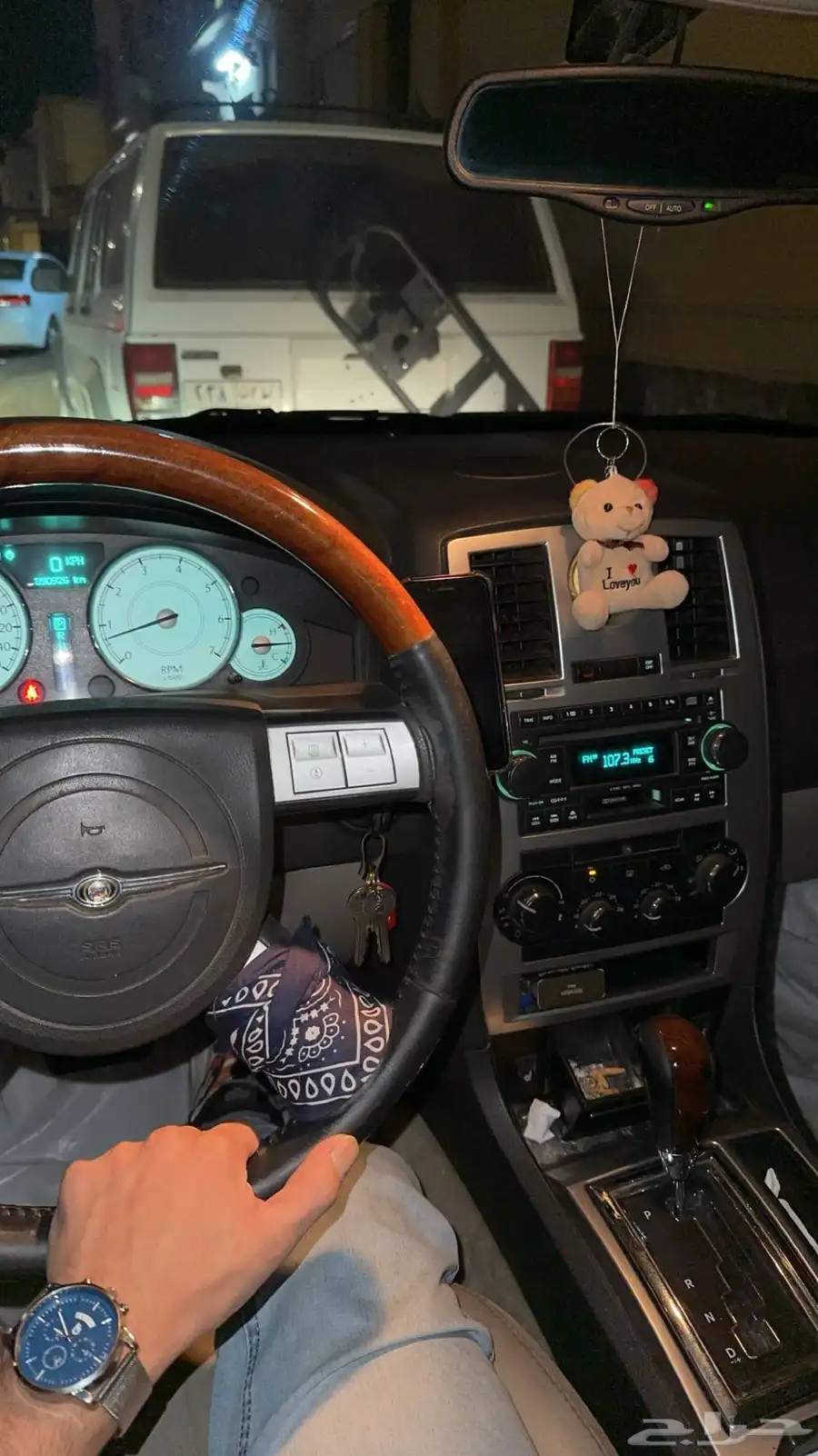 كرايسلر C300 2006 V8 6