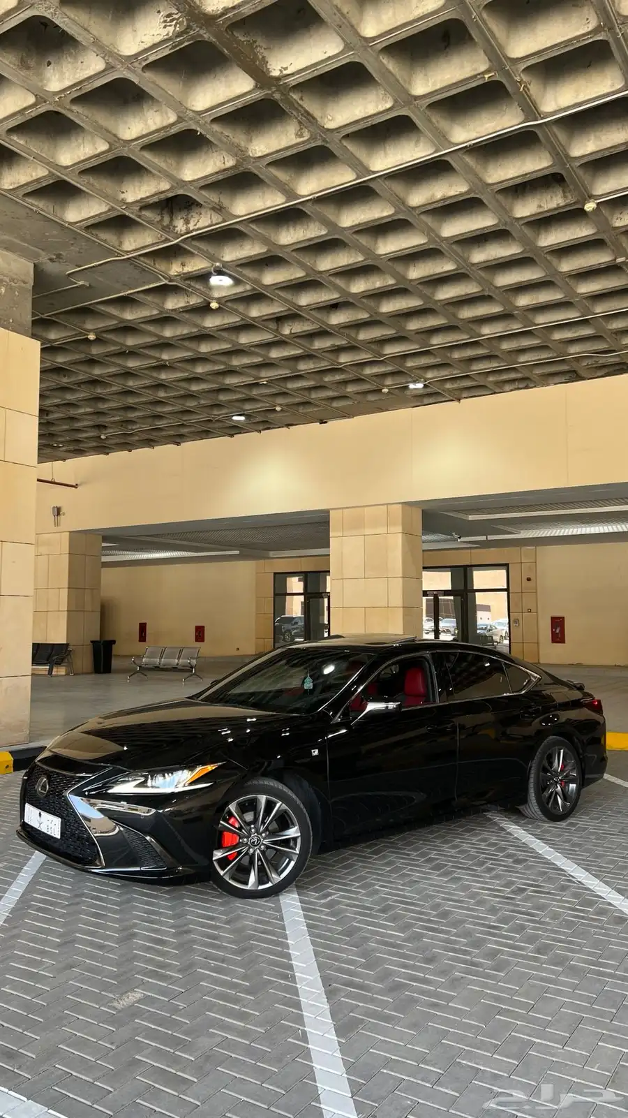 لكزس ES F SPORT 11