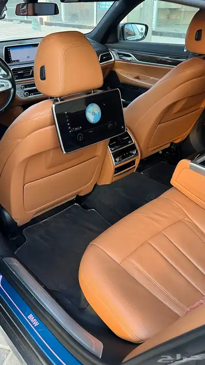 بي ام دبليو 740 2019 تم البيع 12