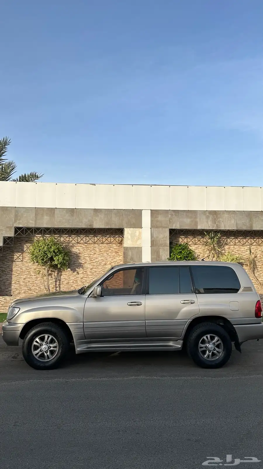 لكزس LX470 9