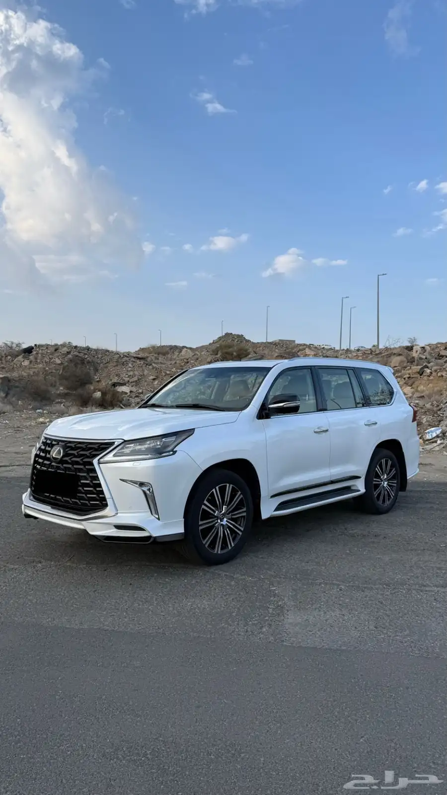 جيب لكزس 2021 سعودي LX 570 . 0