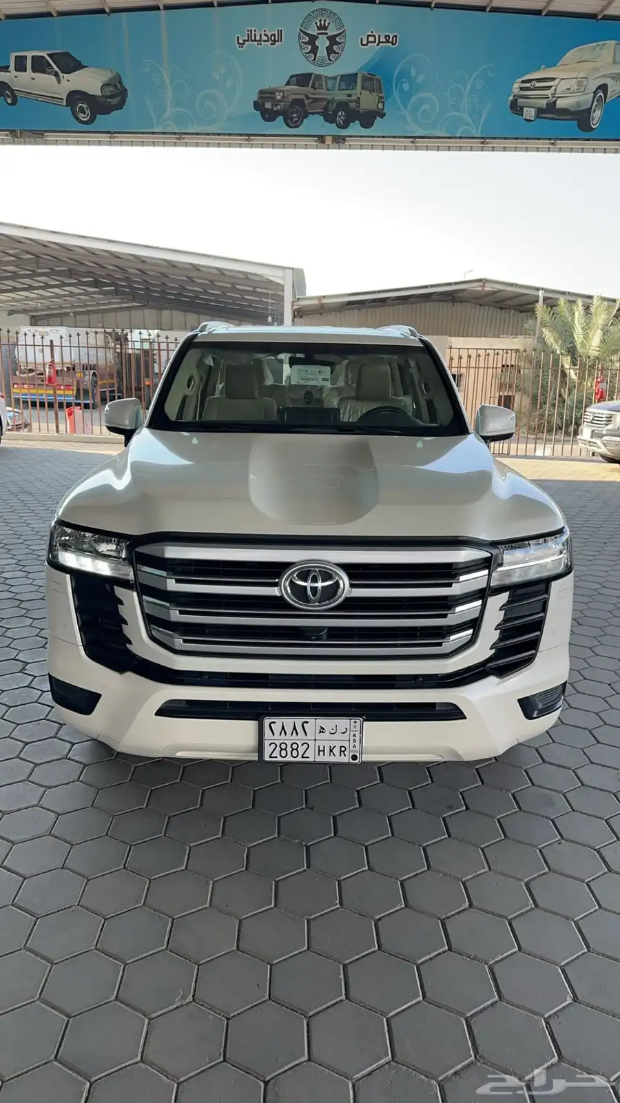 لاندكروزر 2022 سعودي L3 (بنزين) ب 236.000 0