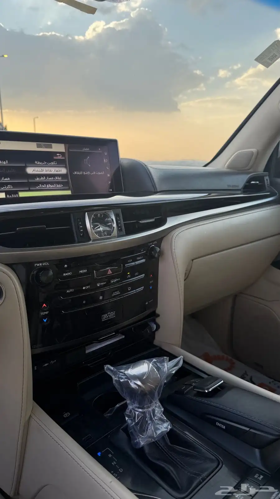 جيب لكزس 2021 سعودي LX 570 . 13