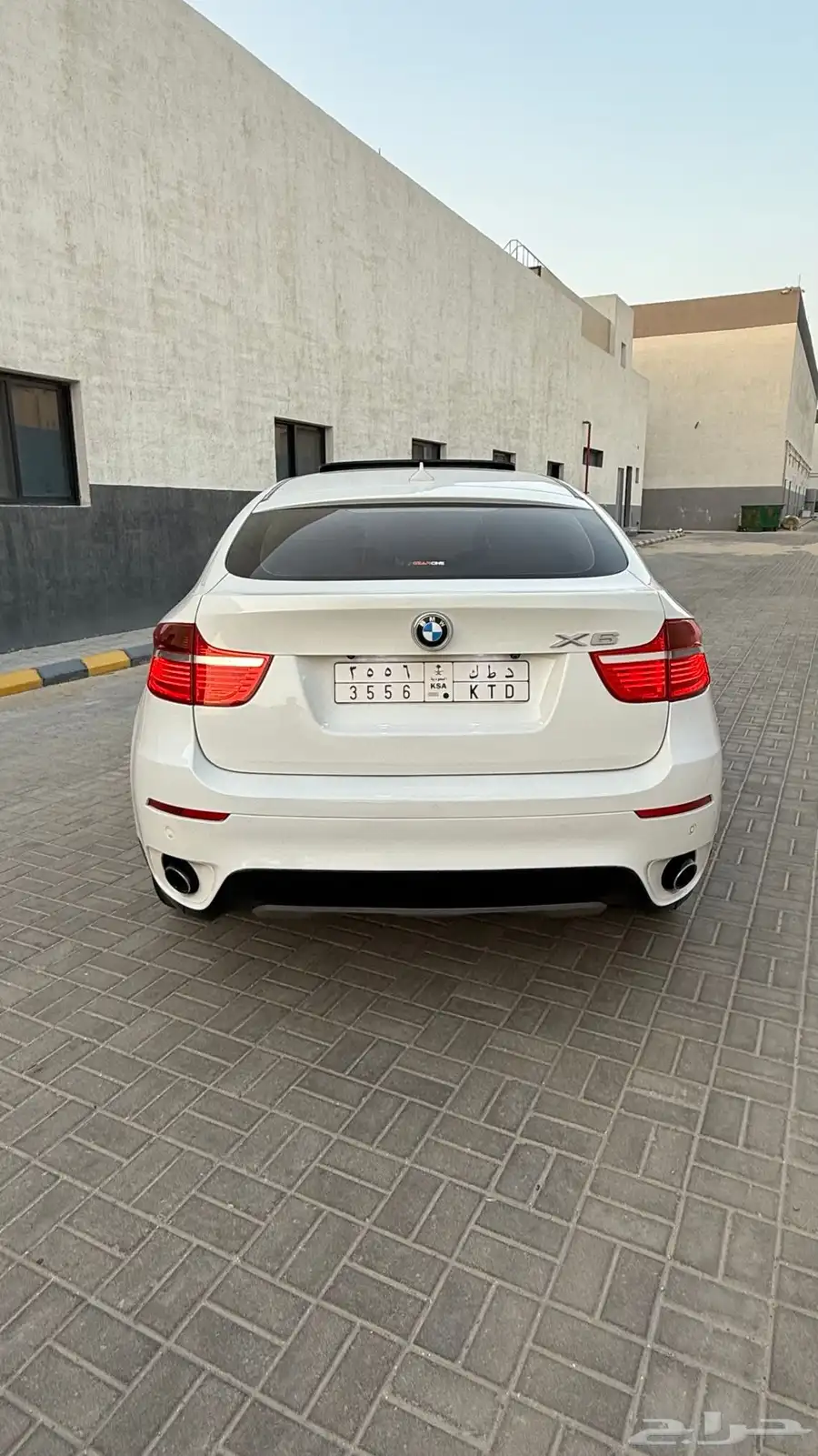 BMW 2009 X6 4