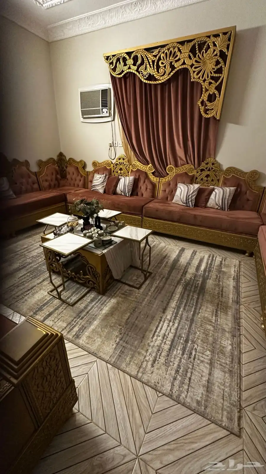 مجلس وودي 4في 5 ب1500 وقابل لتفاوض 1