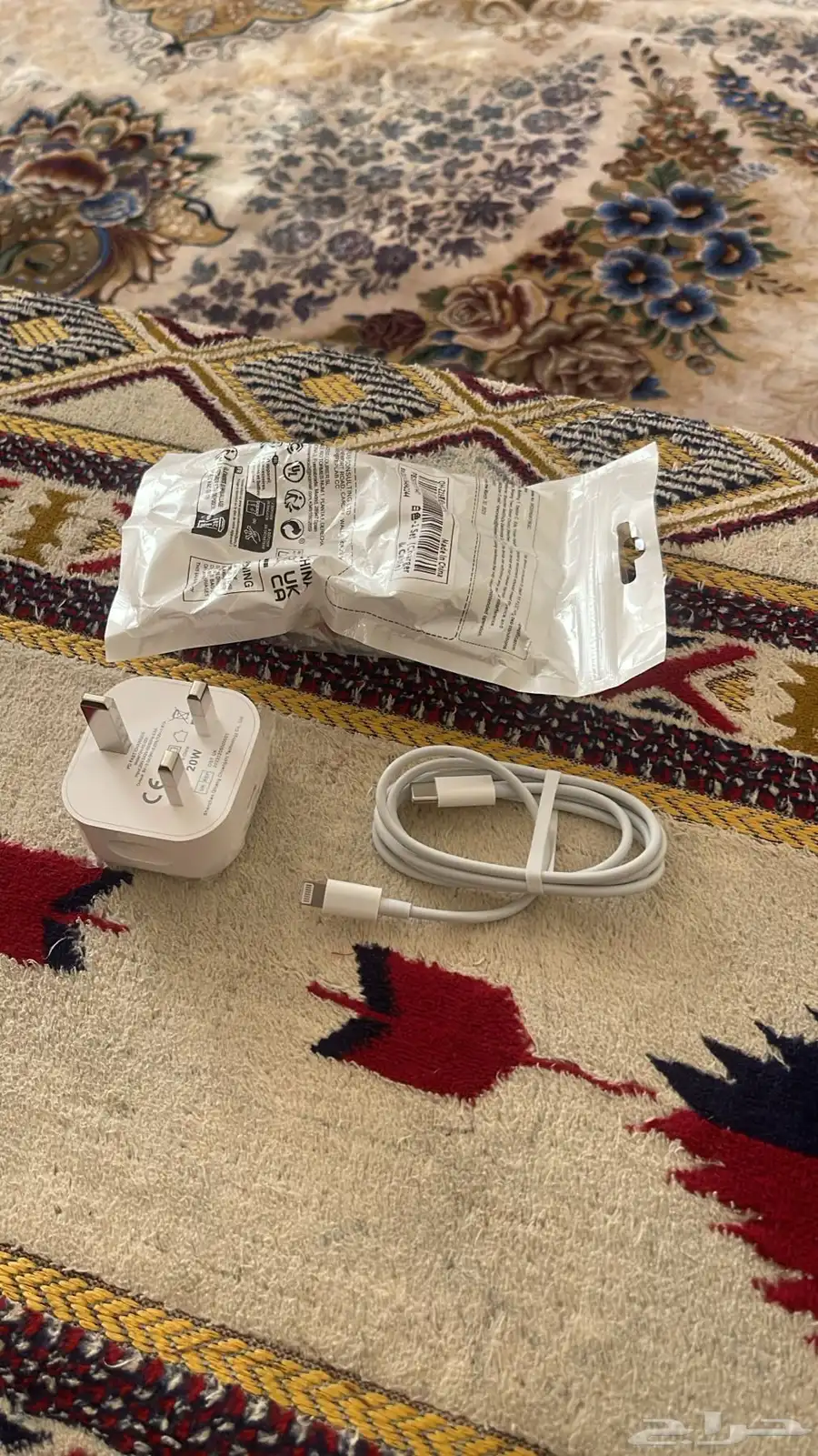 شاحن جوال اصلي جديد للبيع 0