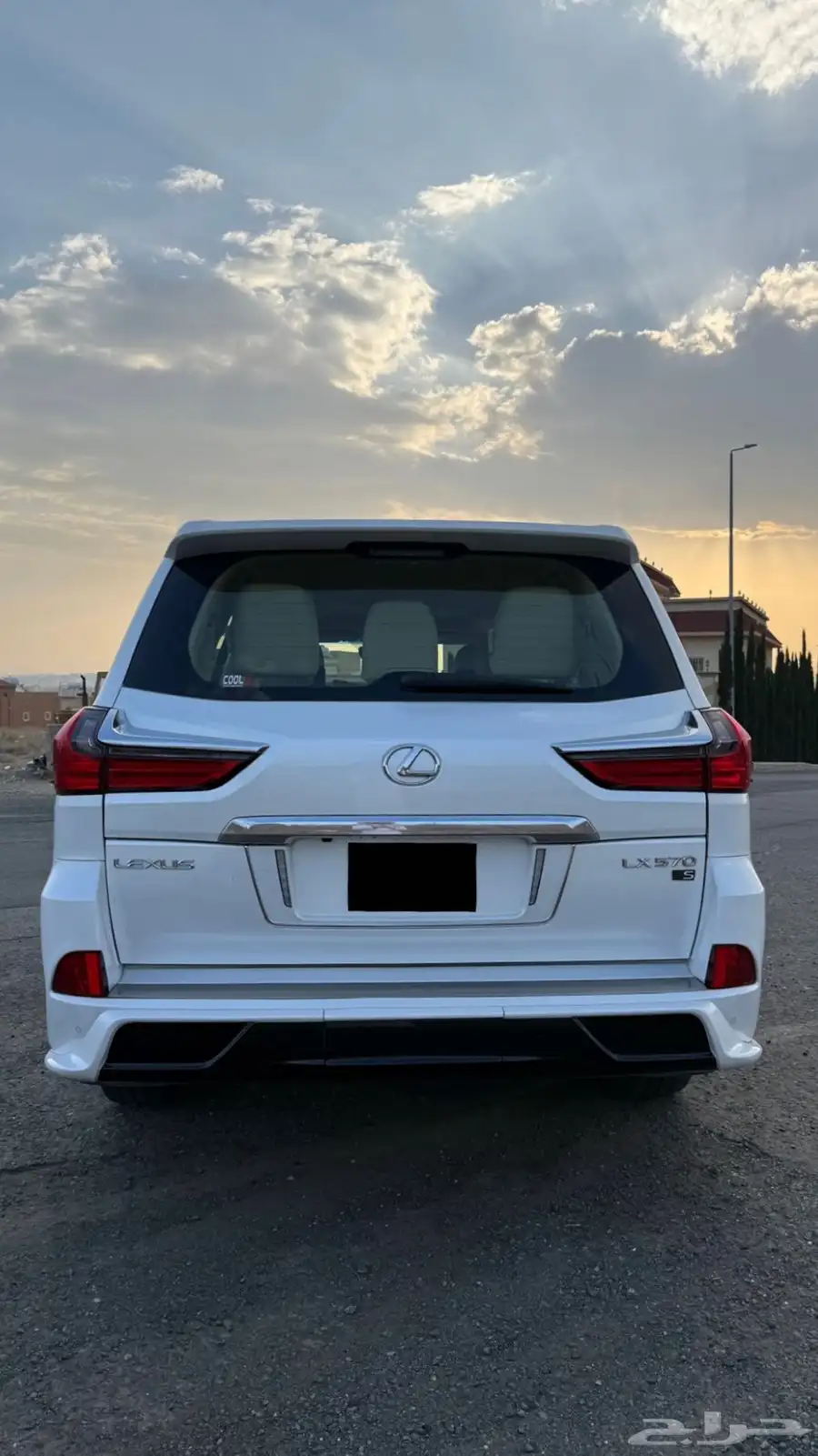 جيب لكزس 2021 سعودي LX 570 . 3