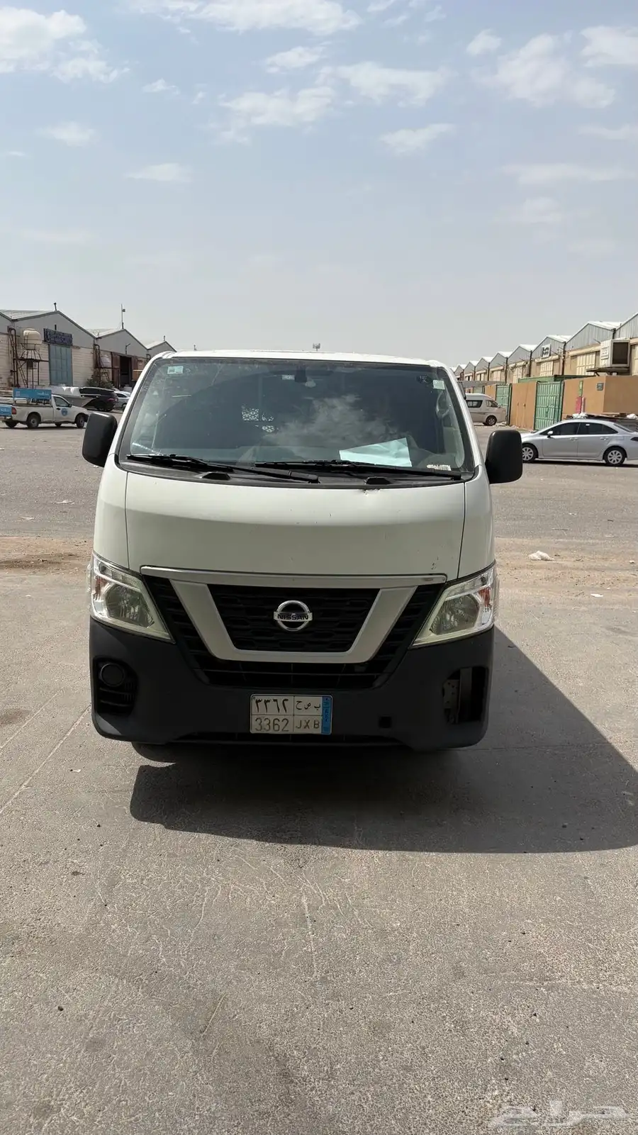 باص نيسان 0