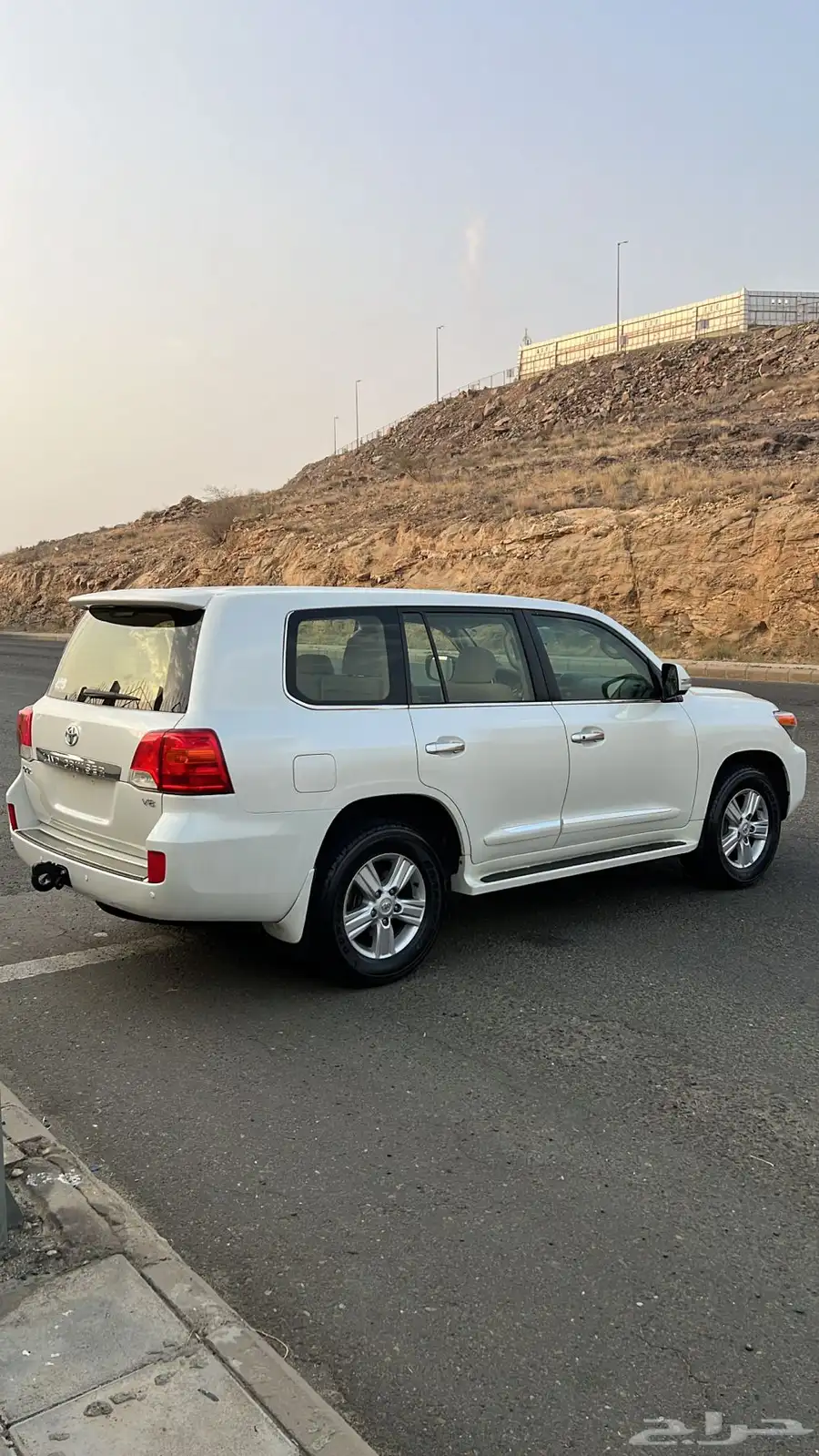 لاندكروزر G.XR ممشى قليل . 8