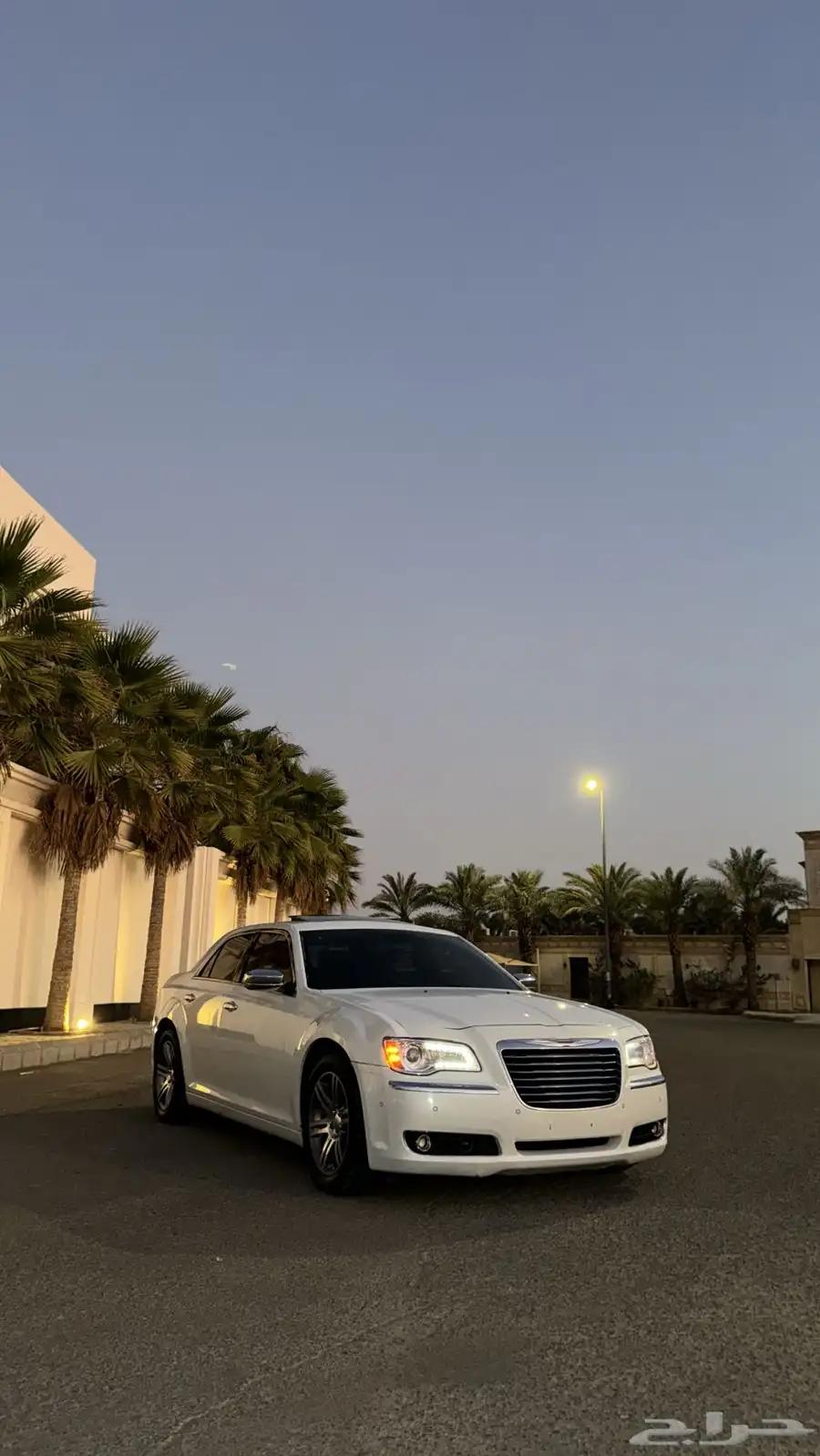 Chrysler Limited 1
