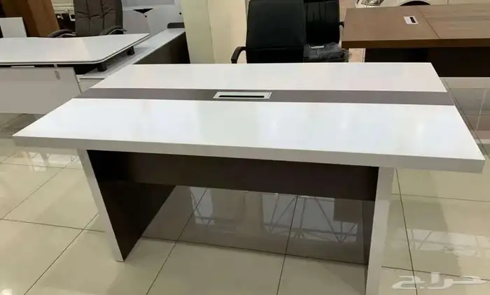 مكاتب فخامة متوفر في كل مقاس و ألوان و سعر بجملة كل اثاث 56