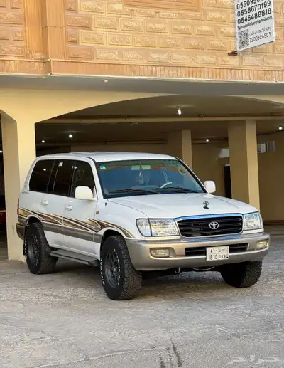 للبيع لاندكروزر GXR 2003 لون ابيض 6
