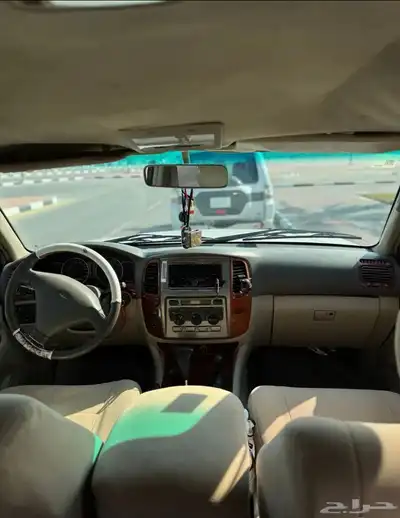 للبيع لاندكروزر GXR 2003 لون ابيض 8