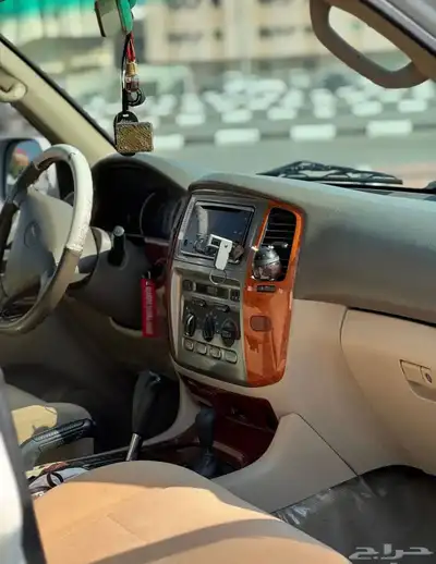 للبيع لاندكروزر GXR 2003 لون ابيض 7