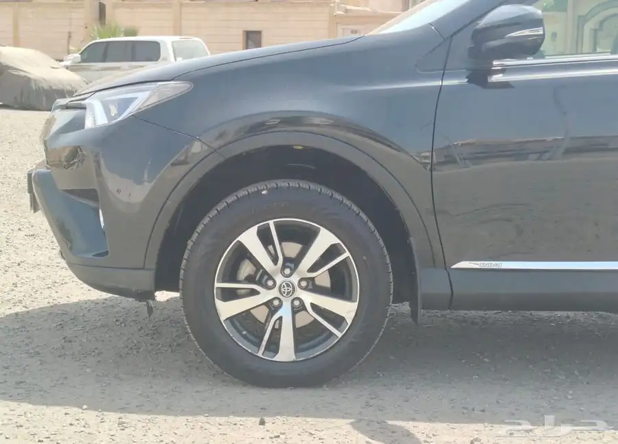 راف فور 8