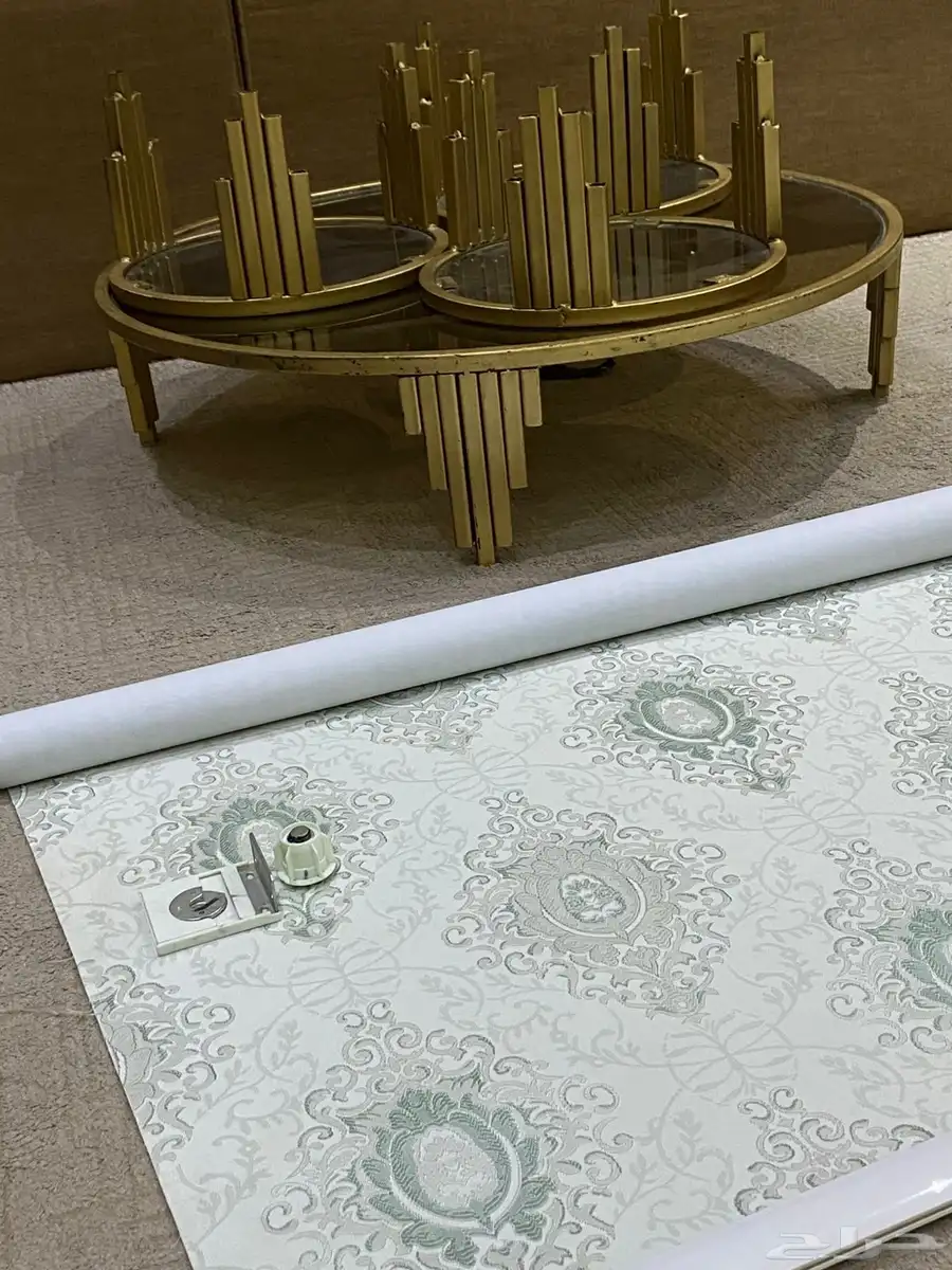طاوله ارضيه مع 3 خدمه وستاره رول 0
