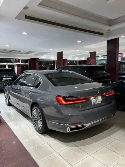 بي ام دبليو 750LI 2020 2