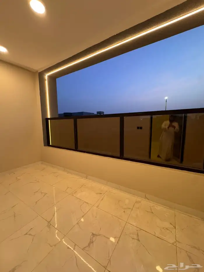 دور وملحق للبيع بحي السويس 15