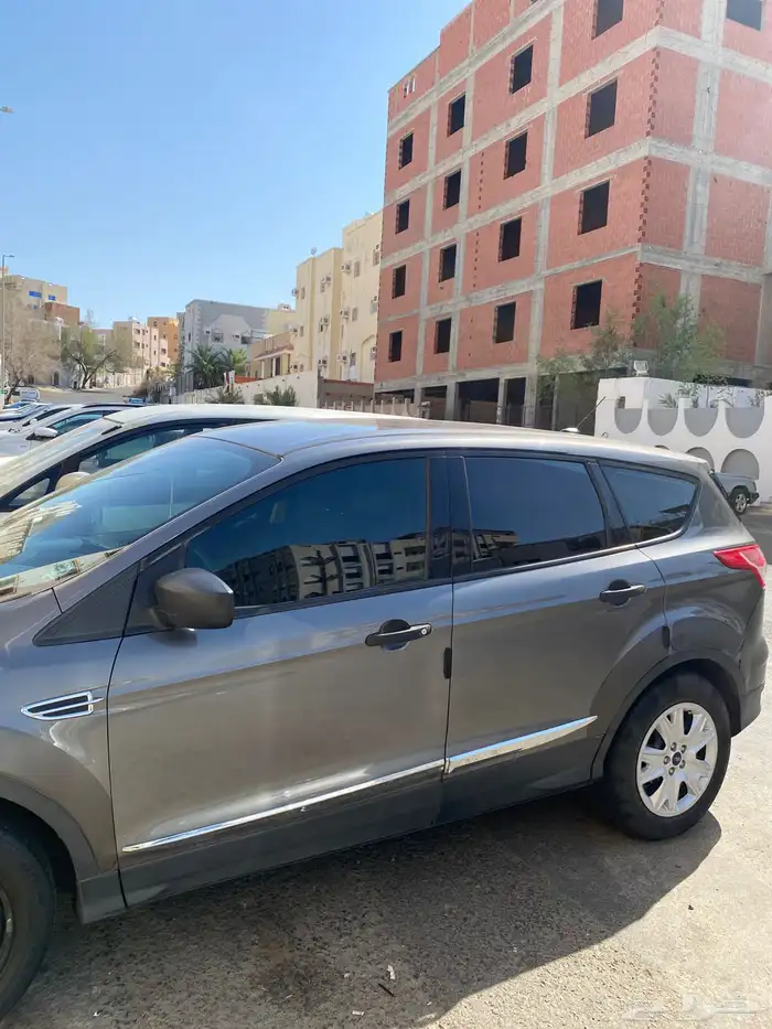 للبيع فورد اسكيب 5