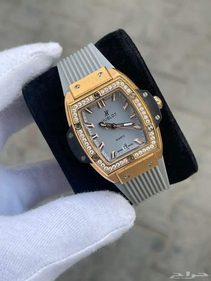 عرض ساعات هوبلت نسائي 1