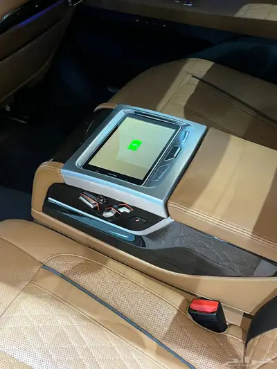 بي ام دبليو 750LI 2020 9