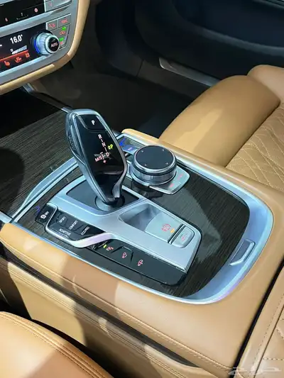 بي ام دبليو 750LI 2020 12