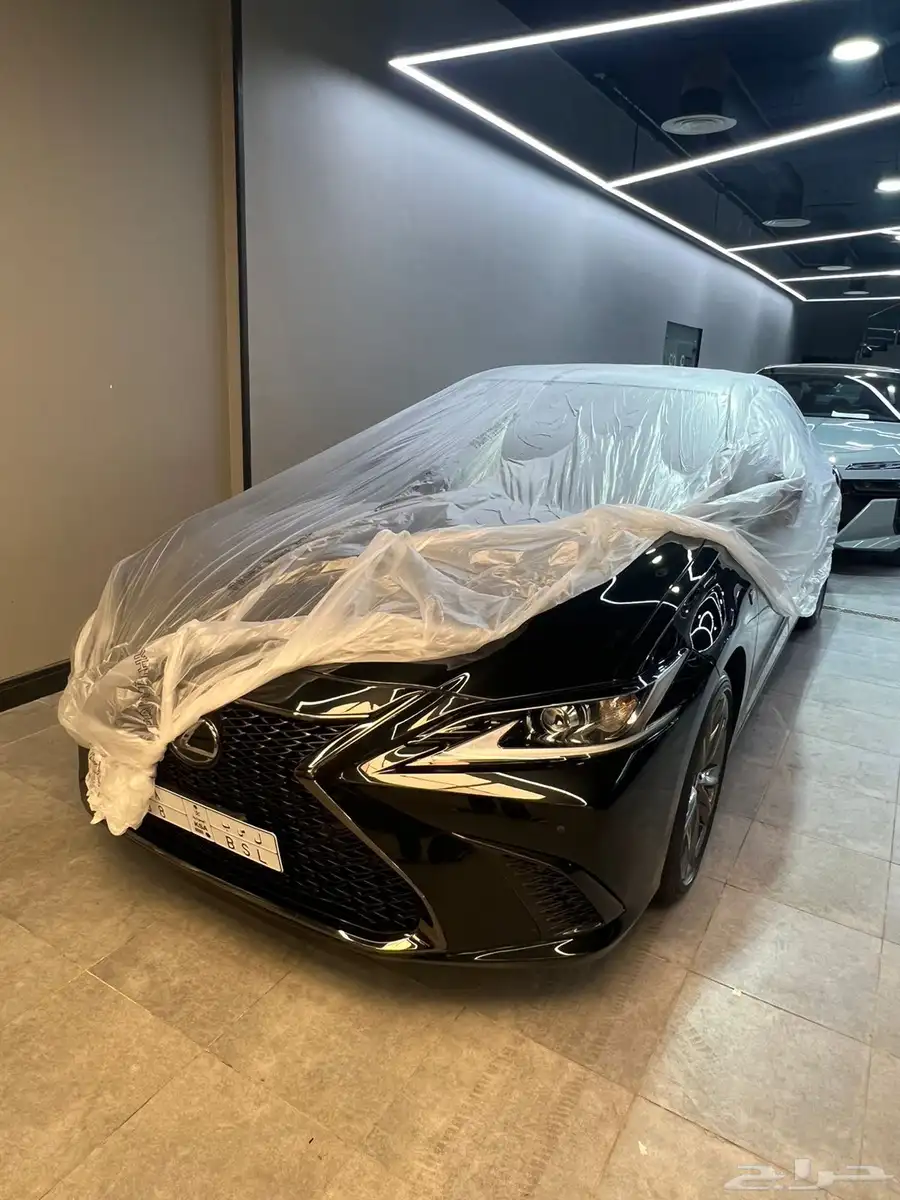 لكزس ES F SPORT 8