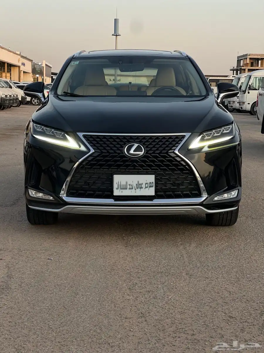 لكزس RX 350. 2017 0