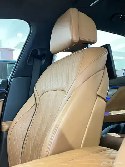 بي ام دبليو 750LI 2020 16