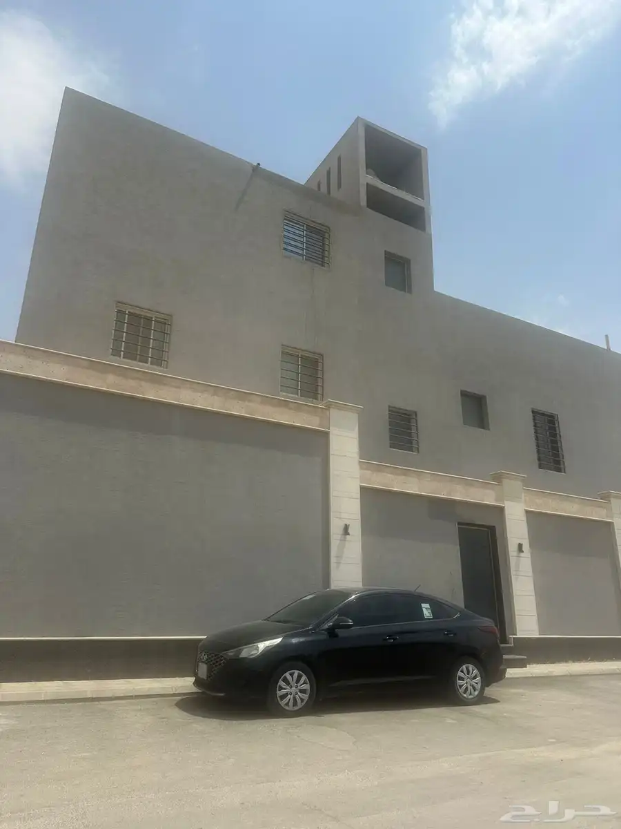 شقه للبيع 0