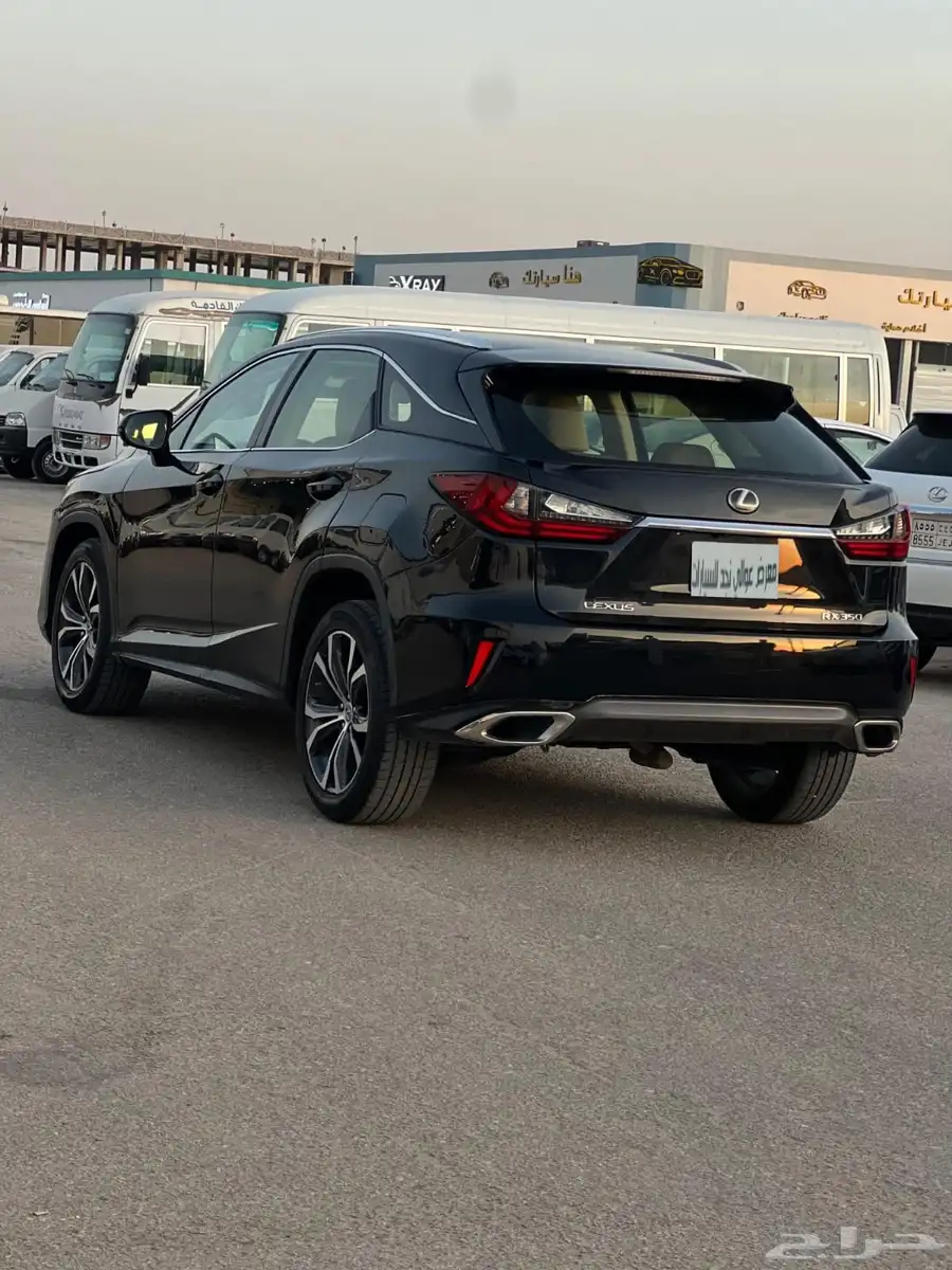لكزس RX 350. 2017 3