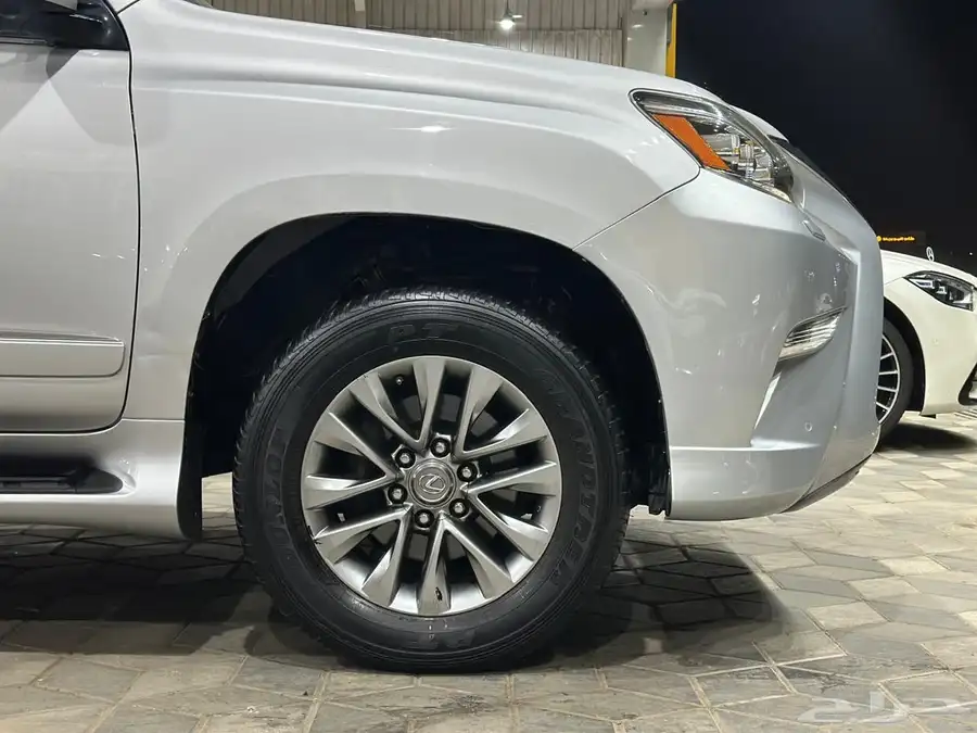 لكزس GX 460 فل كامل موديل 2014 7