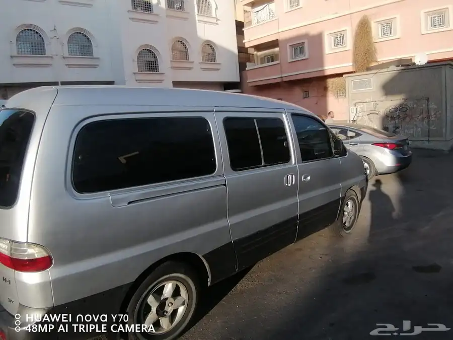 سيارة H1 للبيع 2