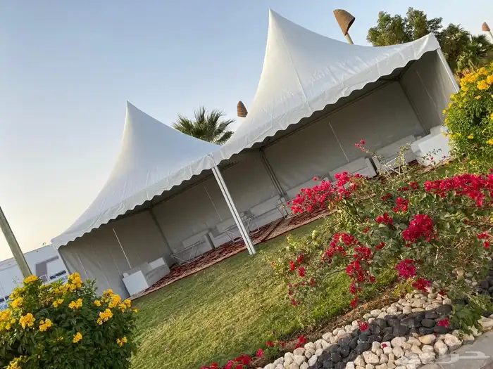 خيم اوربية.حمامات متنقله .شاشات عرض.صويتات واضاءةكنب وكراسي 22