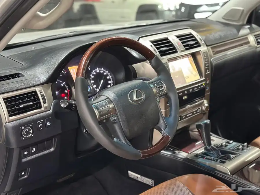 لكزس GX 460 فل كامل موديل 2014 17