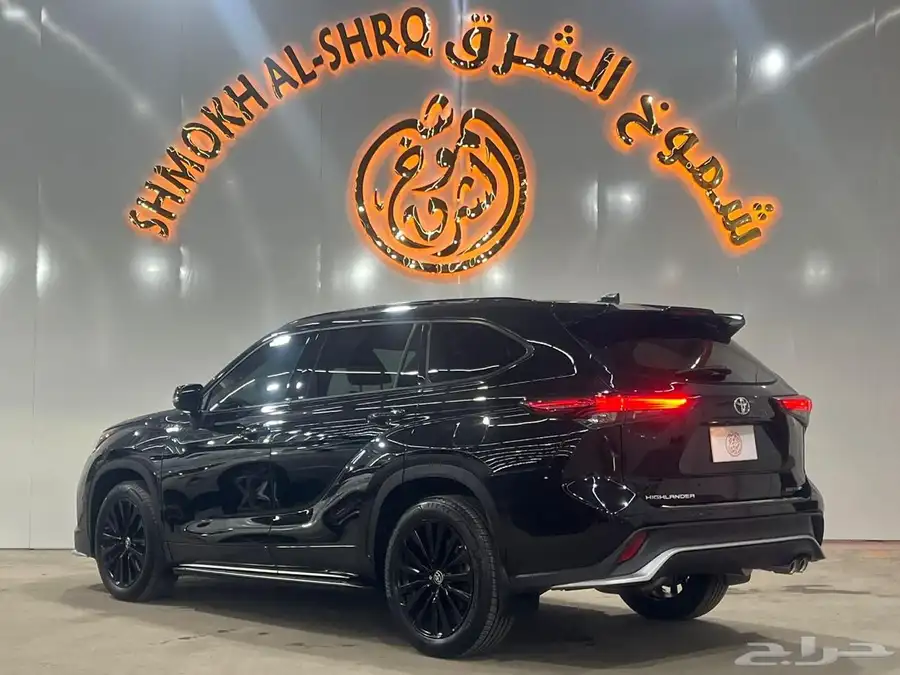 تويوتا هايلاندر 2023 فل كامل ( بحالة الوكالة ) 3