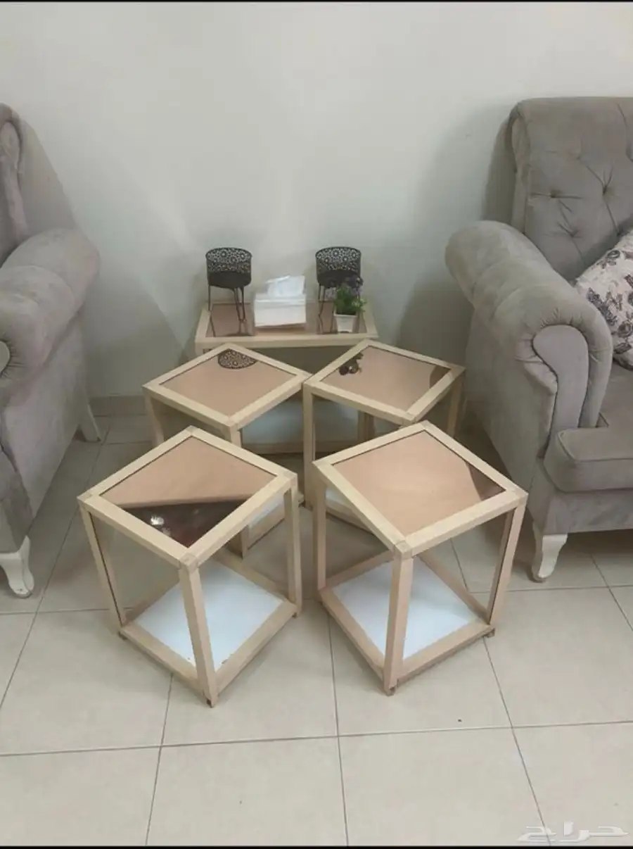 طاولات 0