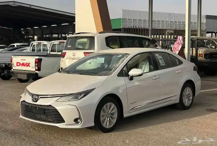 تويوتا كورلا 2.0 مطور ابيض لؤلؤي 0