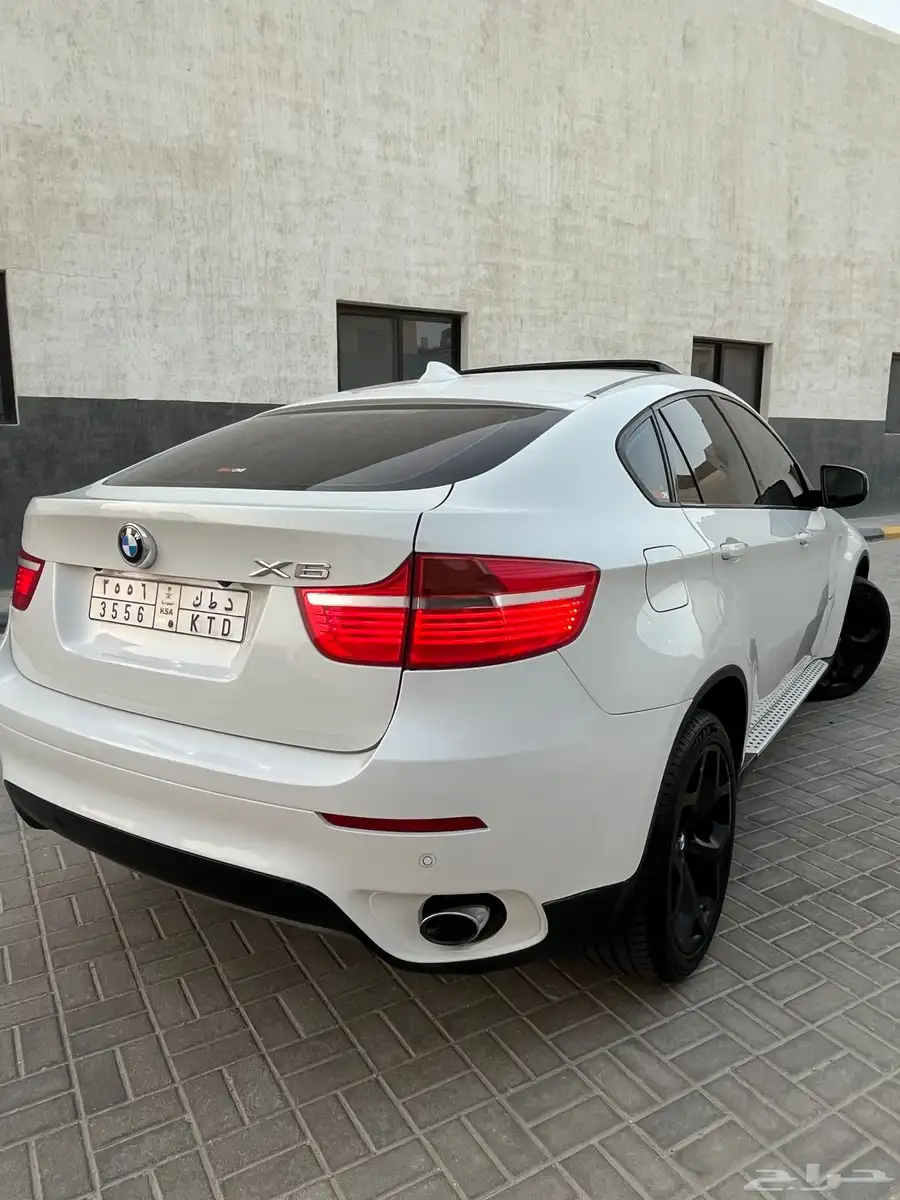 BMW 2009 X6 10