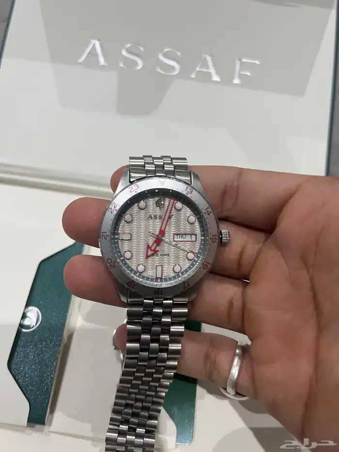 ساعات للبيع 1
