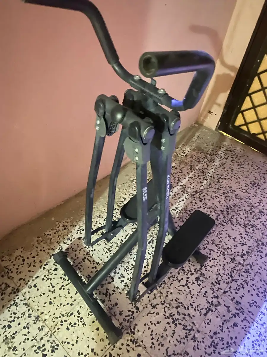 جهاز سير هوائي للرياضين وكمال الاجسام 1