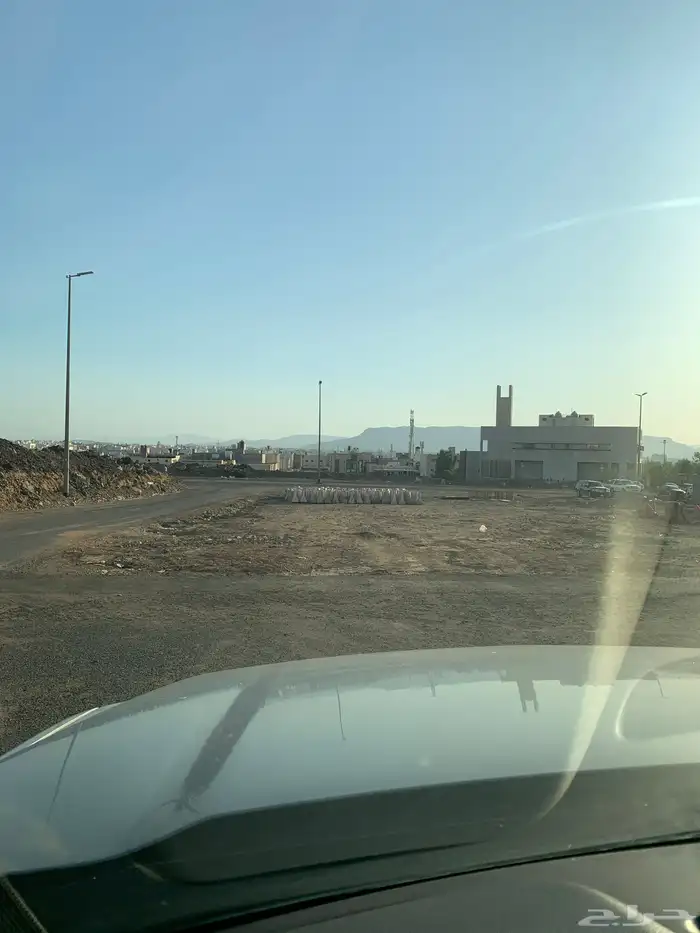 ارض تجارية شوران حي الغراء 1