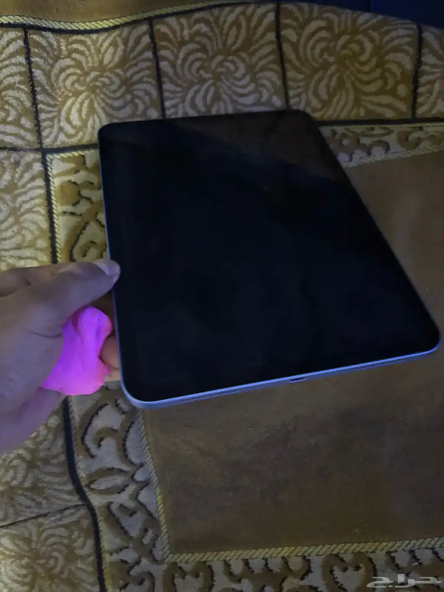 ايباد الجيل 10 للبيع استخدام شهر ونص 1